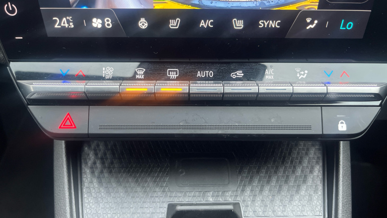 Renault Megane E-Tech EV60 160kW Iconic 60kWh Optimum Charge 5dr Auto Electric Hatchback